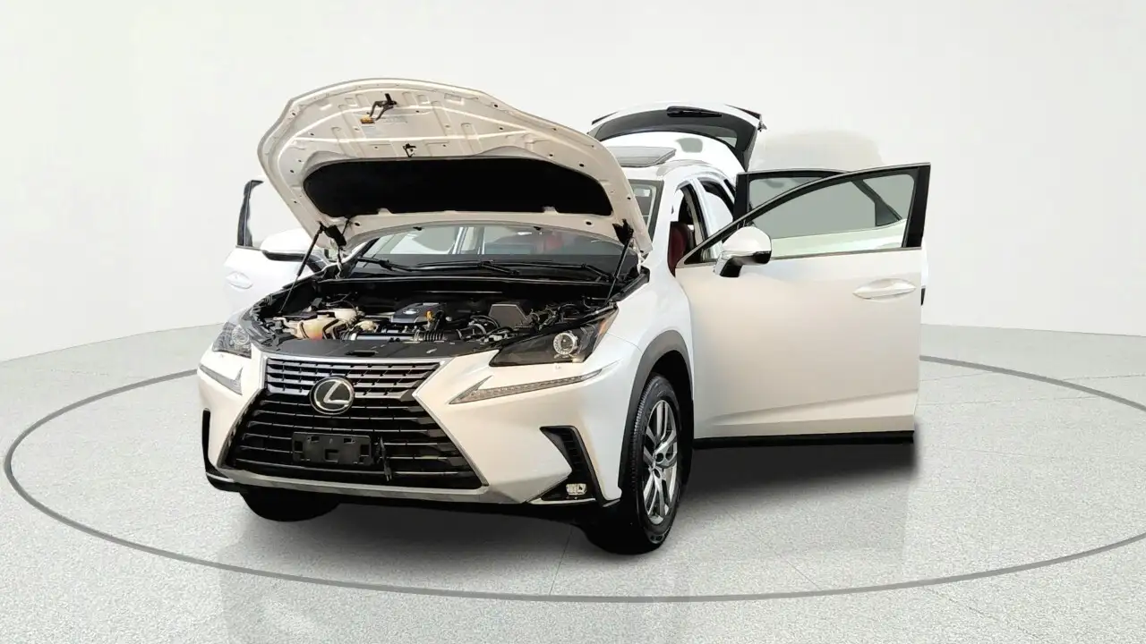 Lexus NX снимка Lexus NX