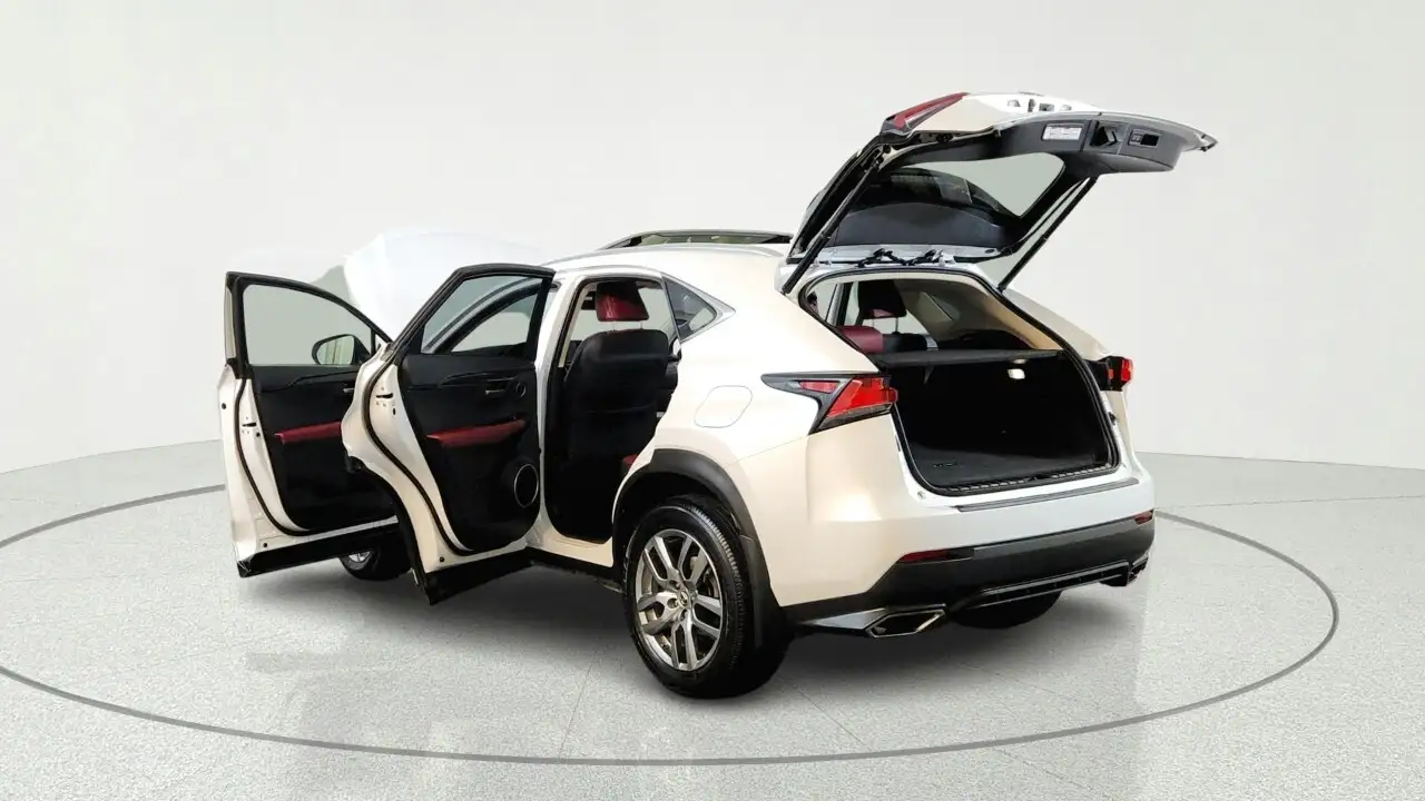 Lexus NX снимка Lexus NX