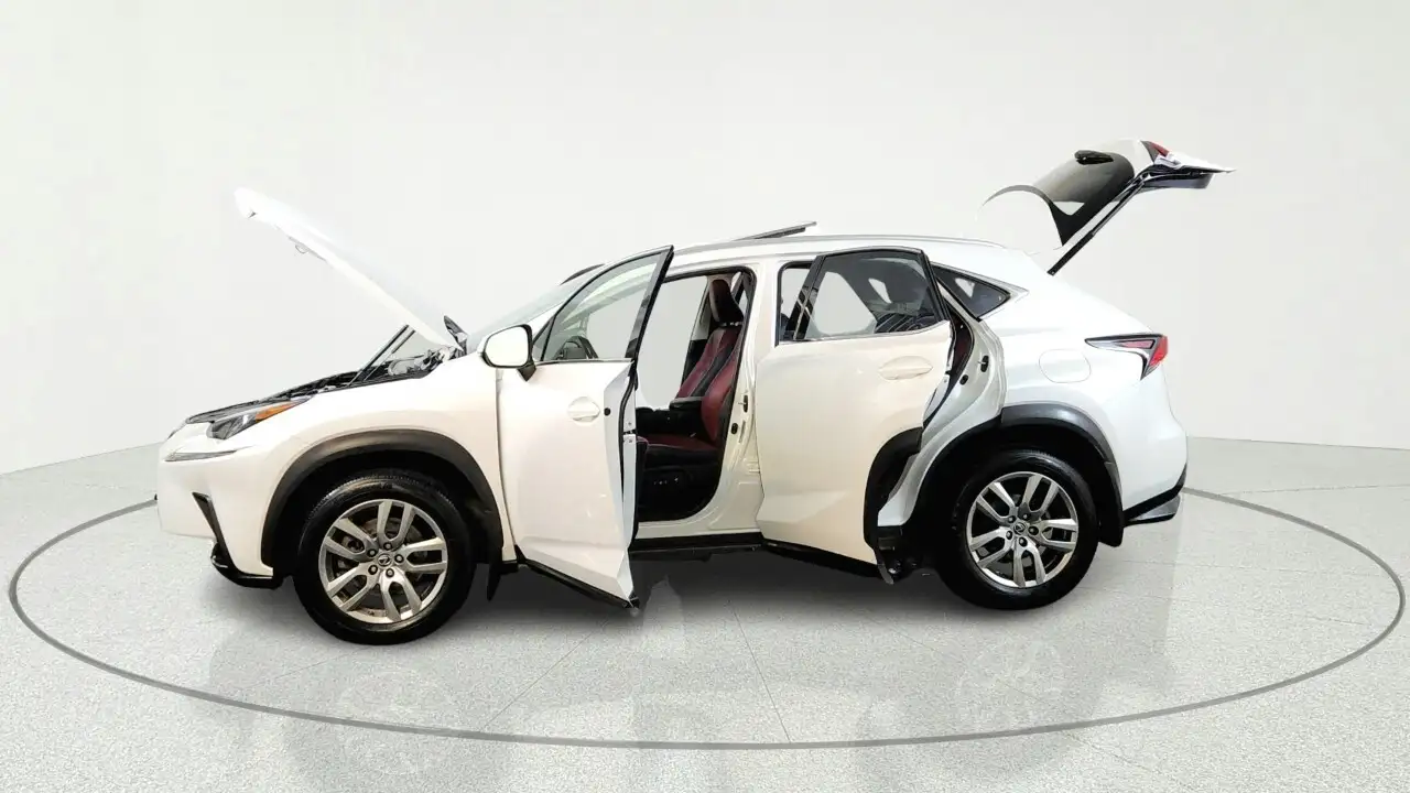 Lexus NX снимка Lexus NX