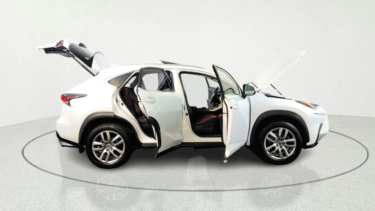 Lexus NX снимка Lexus NX