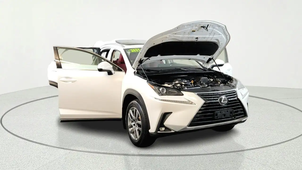 Lexus NX снимка Lexus NX
