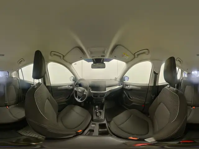 Ford Focus view 13