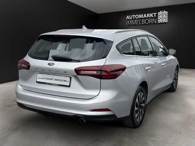 Ford Focus view 7