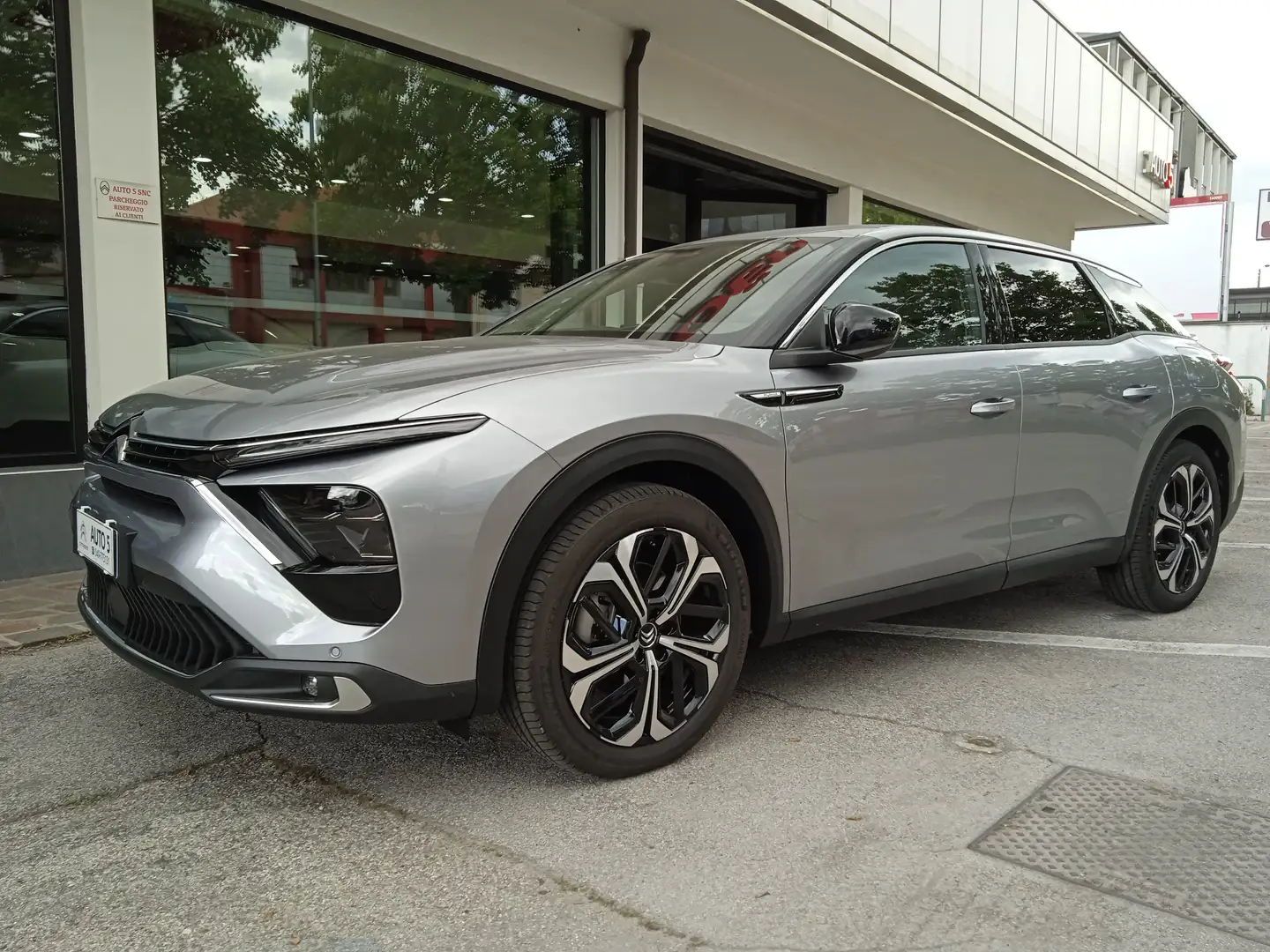 Citroen C5 C5 X X 1.6 hybrid phev Shine 225cv e-eat8 Silber - 1
