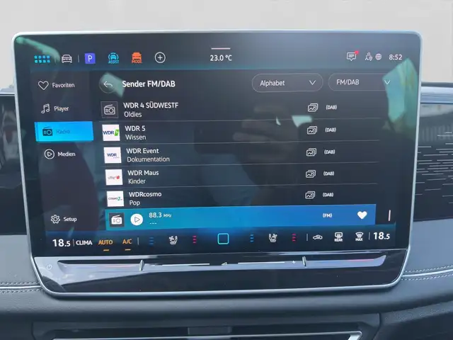 Volkswagen Tiguan view 12