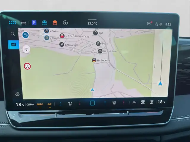 Volkswagen Tiguan view 13