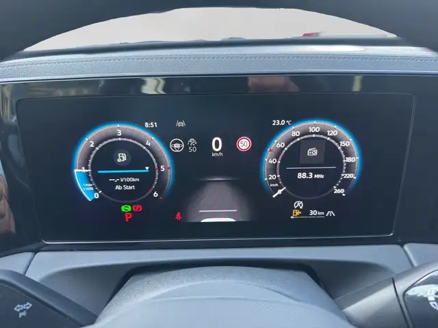 Volkswagen Tiguan view 10