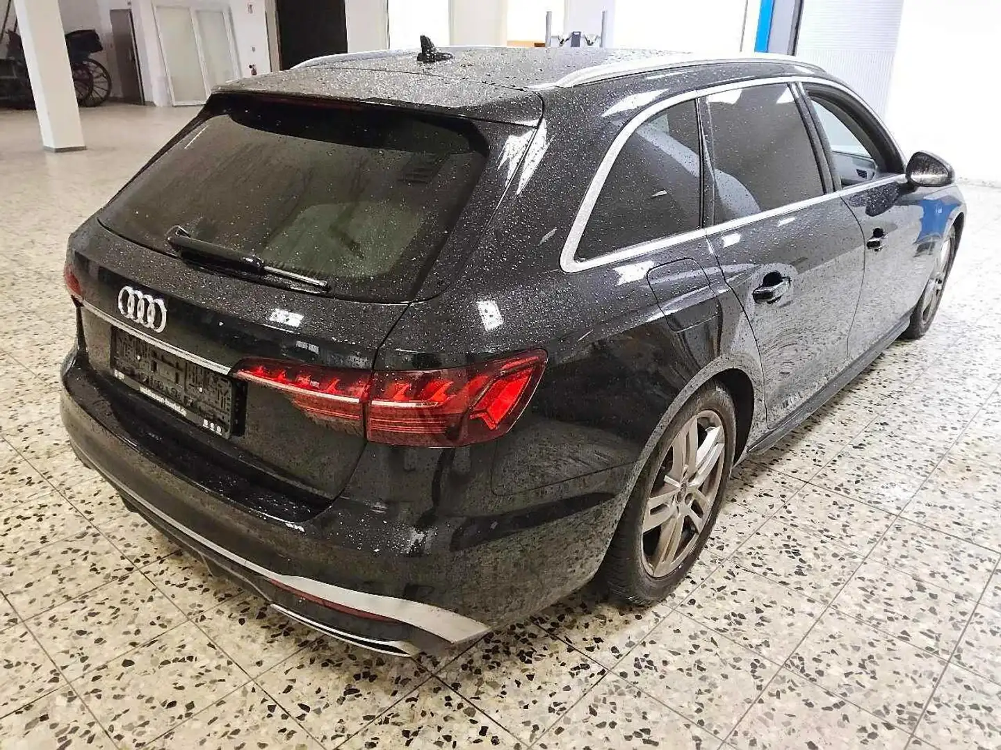 Audi A4 Avant 35 TDI S-tronic S line Klima Navi Schwarz - 2