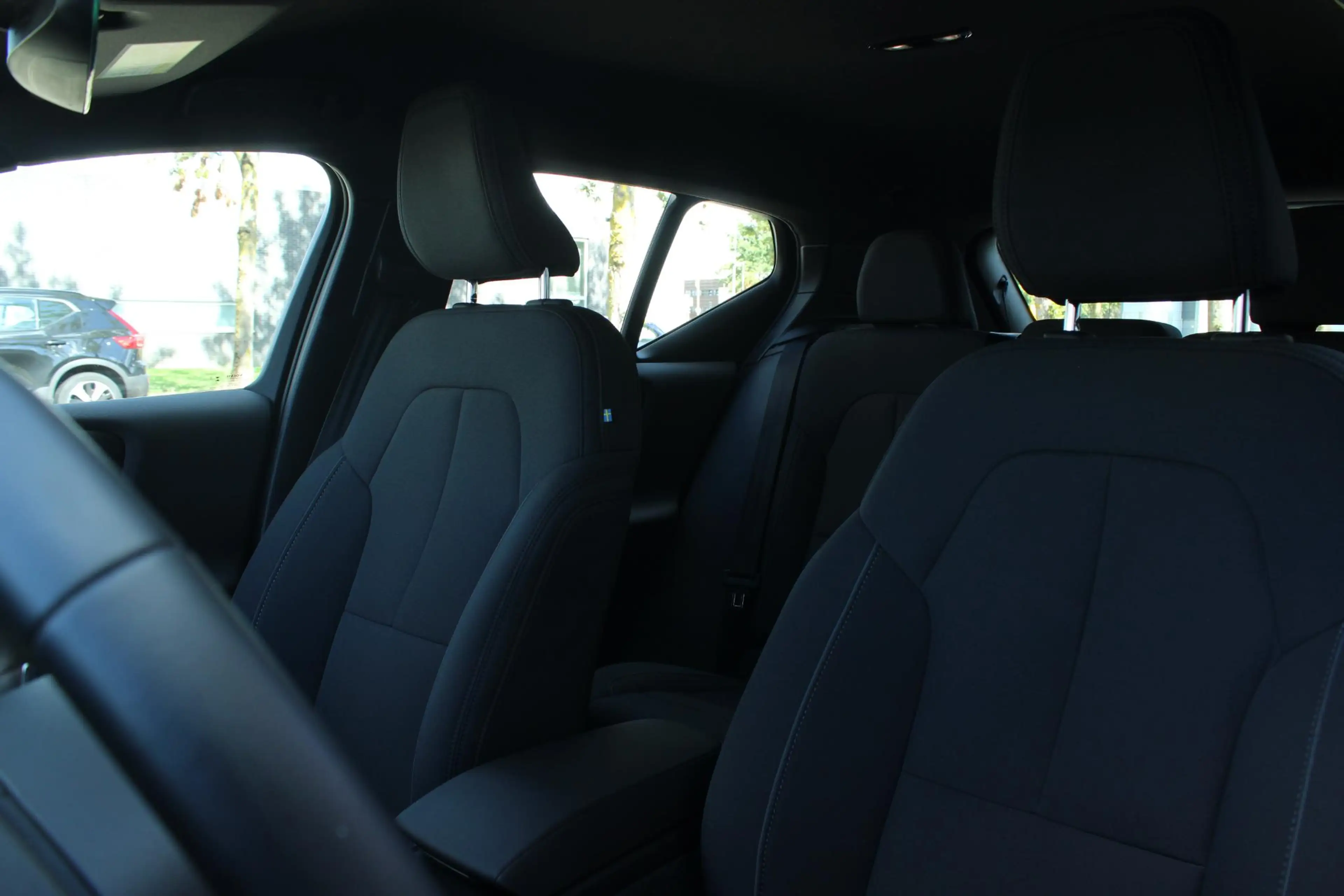 Volvo EX40 Single Motor Extended Range Plus 82 kWh | Trekhaak — photo 10