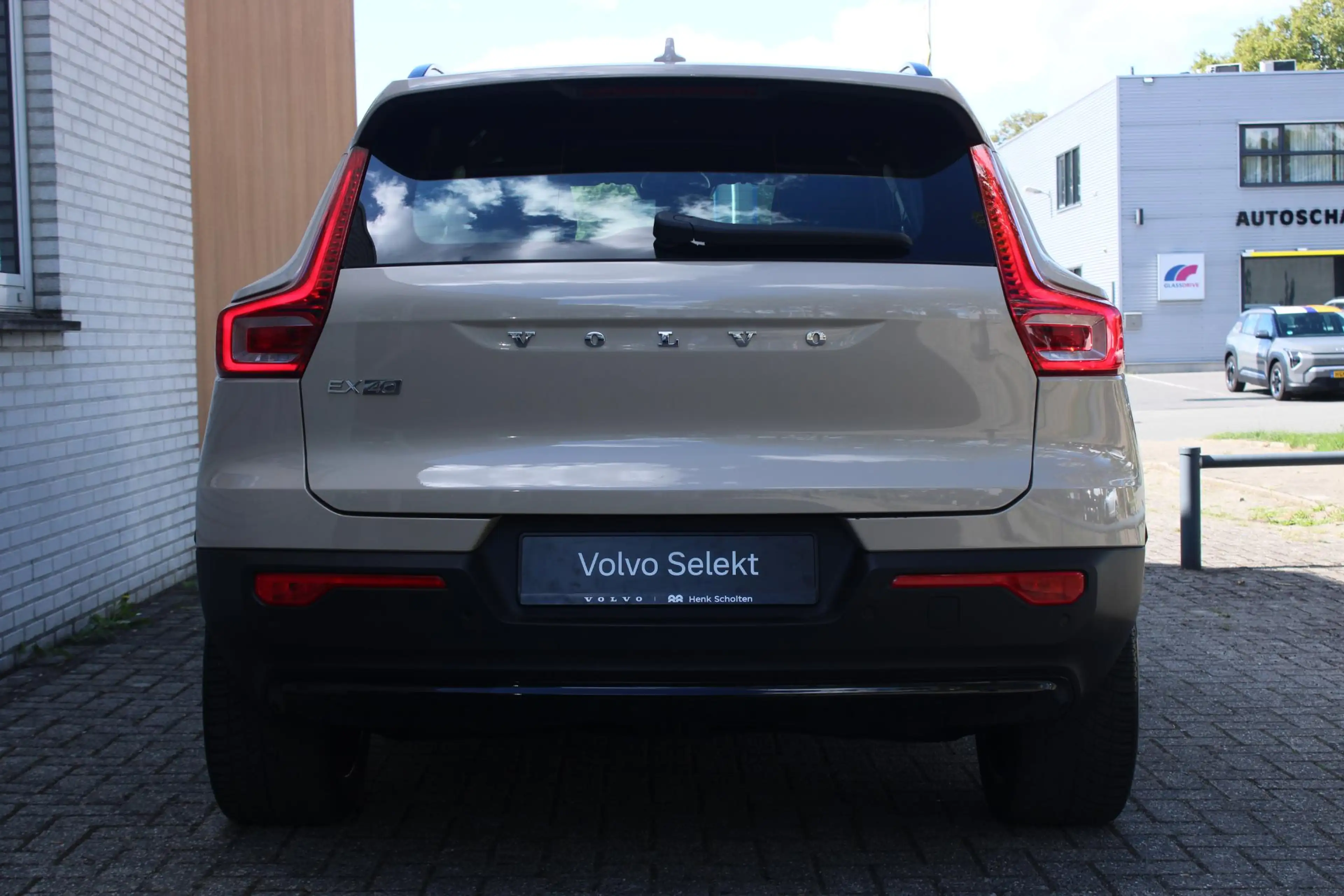 Volvo EX40 Single Motor Extended Range Plus 82 kWh | Trekhaak — photo 6