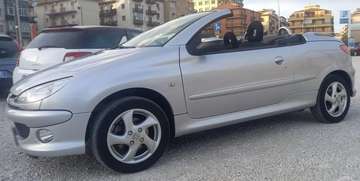 CABRIO 1.6 BENZINA FULL OPTIONAL INTERNI IN PELLE ROSSI SOLI 150.000 KM