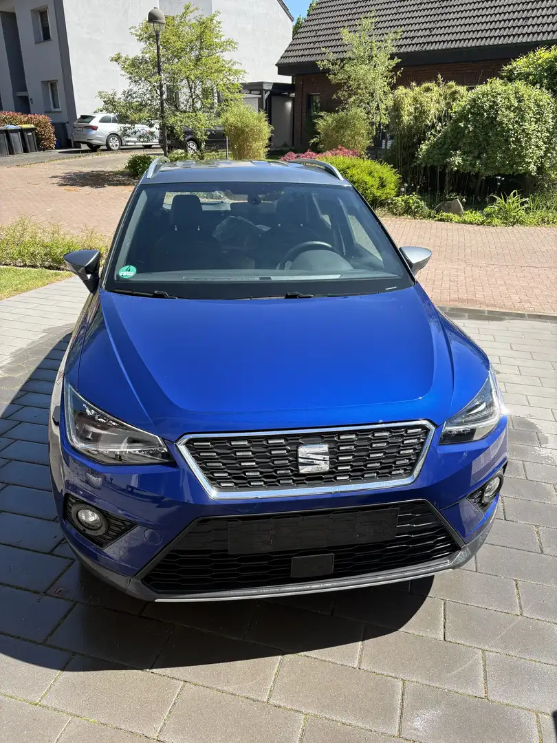 SEAT Arona 1.0 Eco TSI XCELLENCE Blau - 1