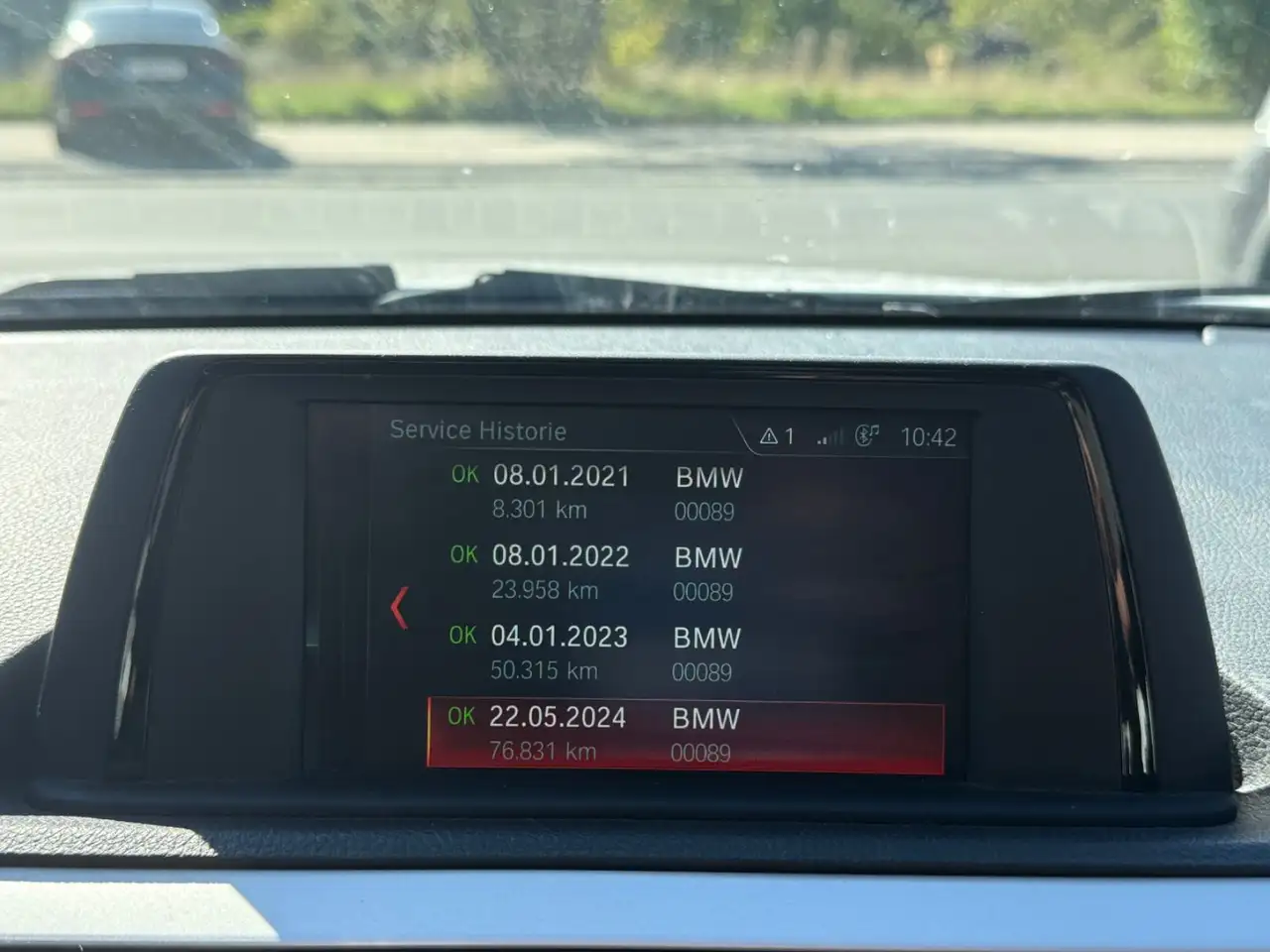 BMW 116 Citadine 5 portes — photo 15 sur 16