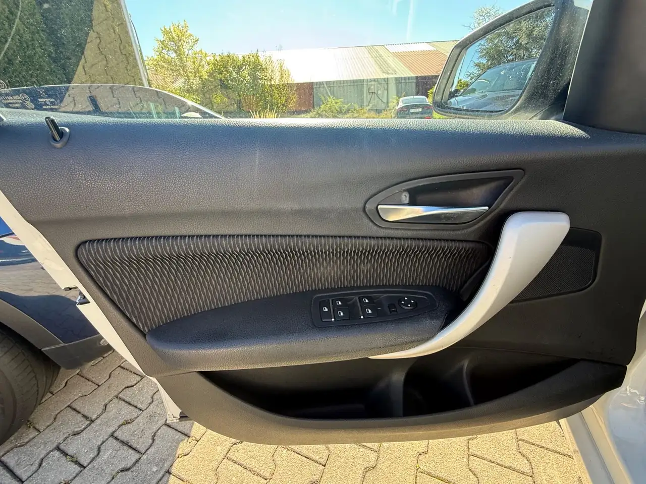BMW 116 Citadine 5 portes — photo 9 sur 16