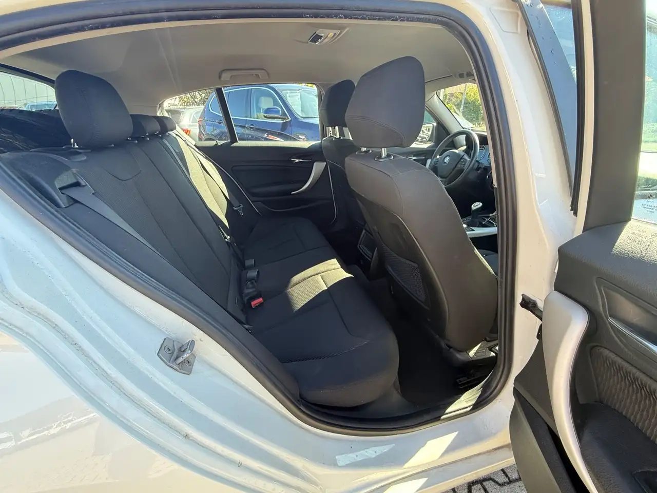 BMW 116 Citadine 5 portes — photo 12 sur 16
