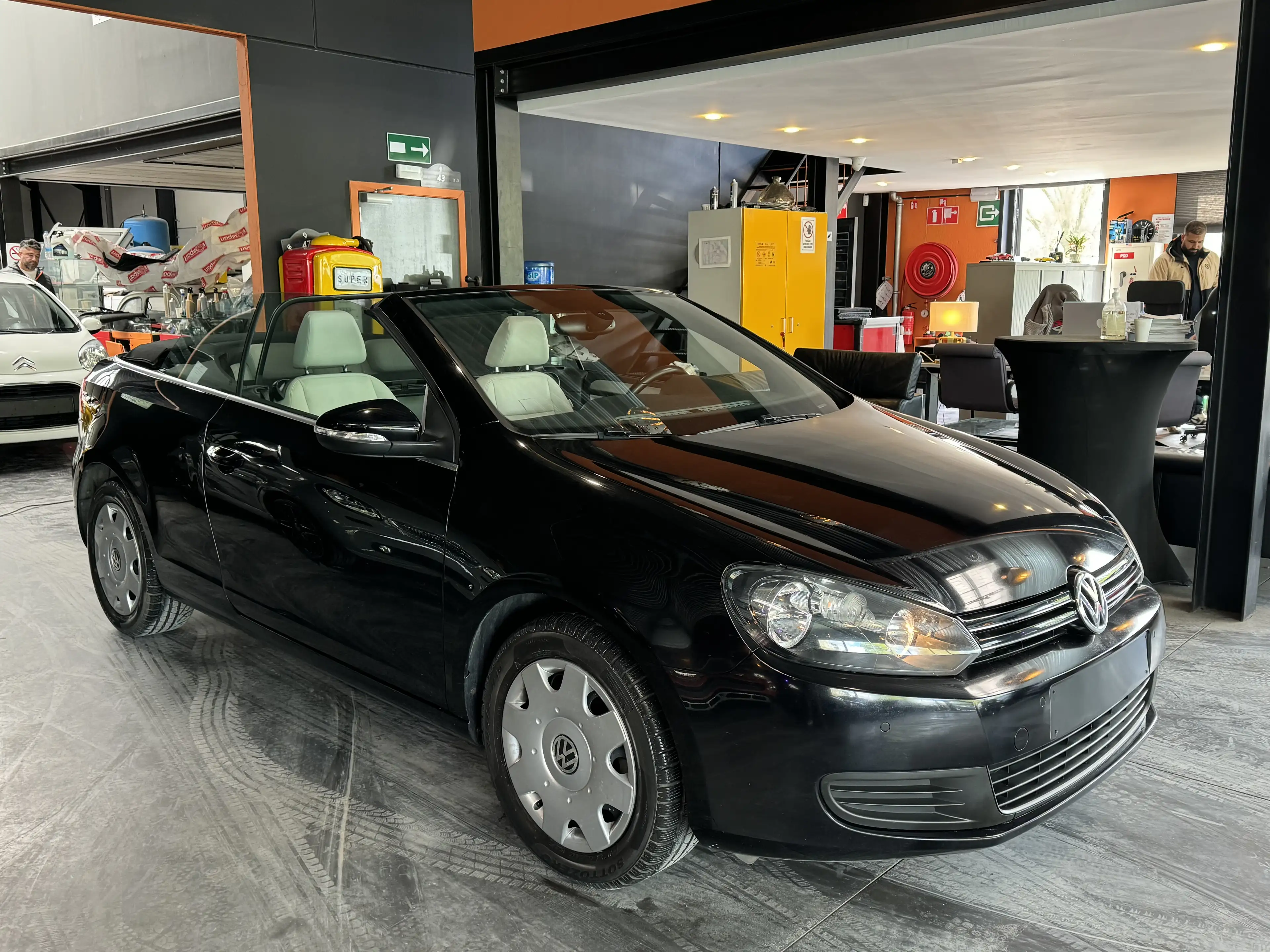 Volkswagen Golf Cabriolet Cabriolet 1.4 AUTOMATIQUE - A/C - MEDIA/TEL - REG VIT — photo 2