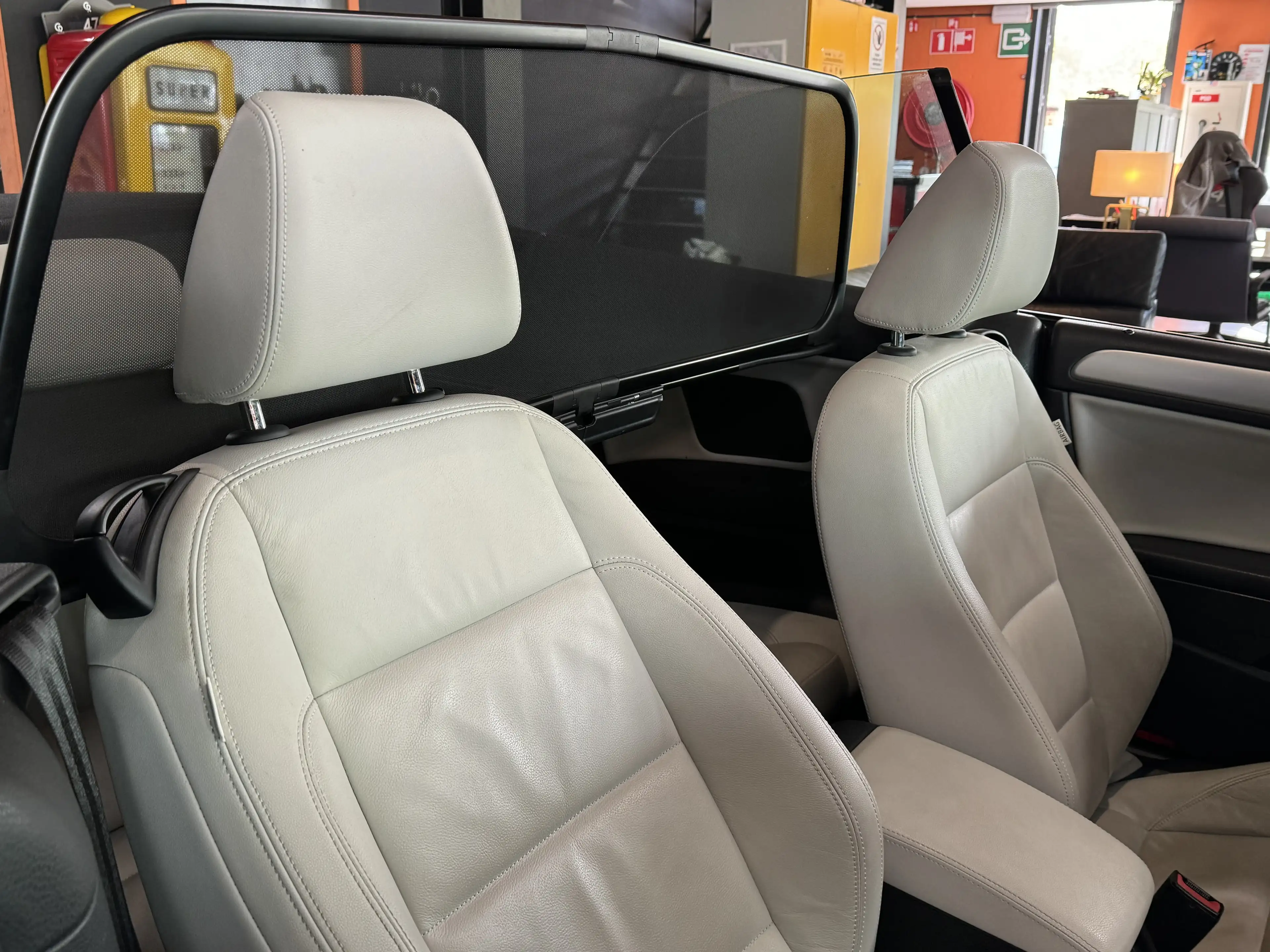Volkswagen Golf Cabriolet Cabriolet 1.4 AUTOMATIQUE - A/C - MEDIA/TEL - REG VIT — photo 11