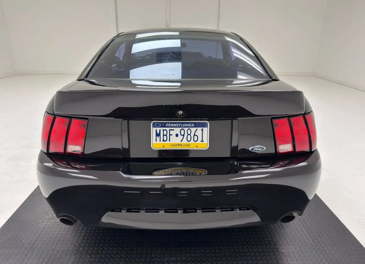Ford Mustang GT Hardtop, foto 4