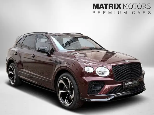 Bentley Bentayga view 13