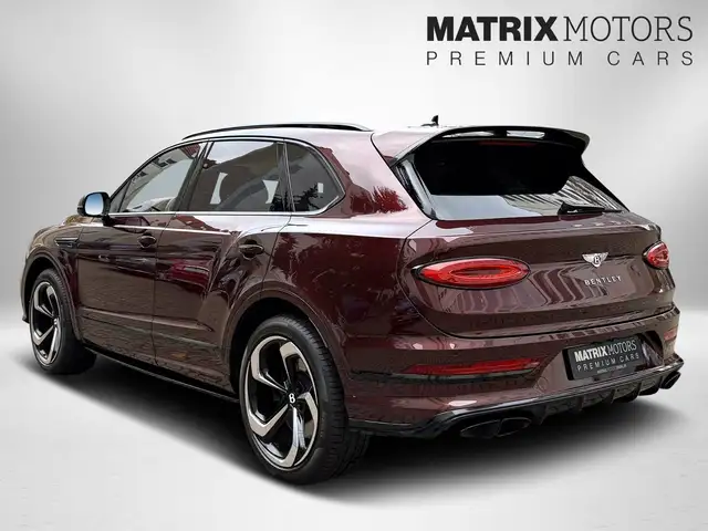 Bentley Bentayga view 14