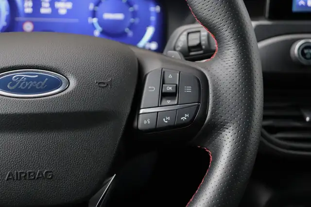 Ford Focus view 13