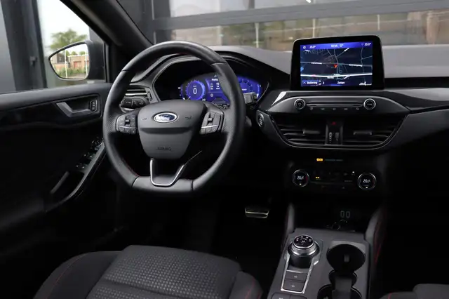 Ford Focus view 25