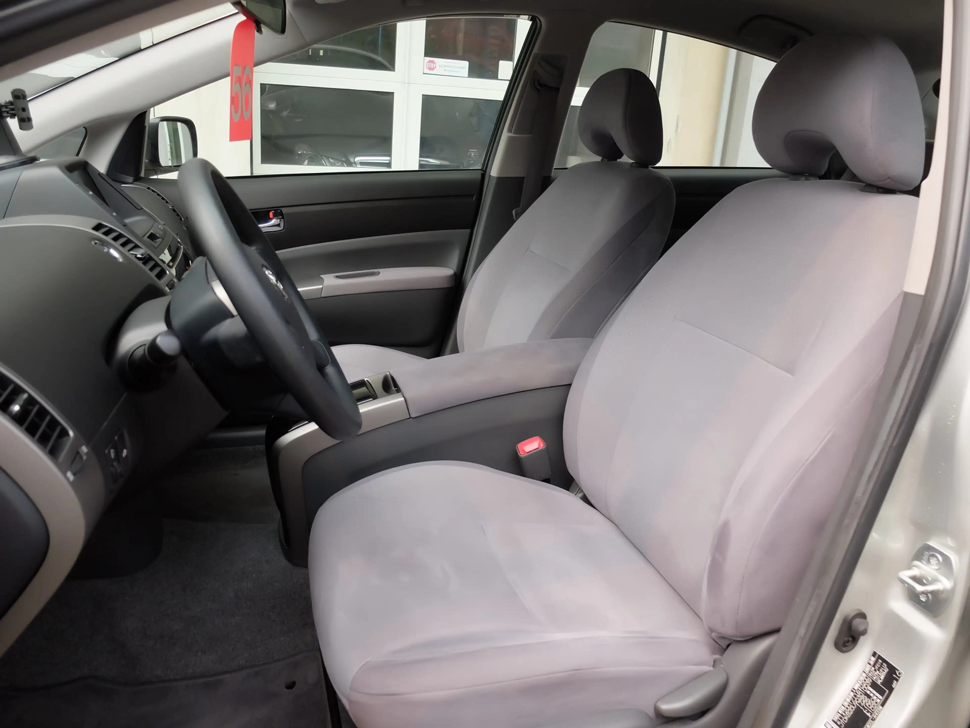 Toyota Prius+ Prius Sol nur 68 Tkm wie neu — photo 12