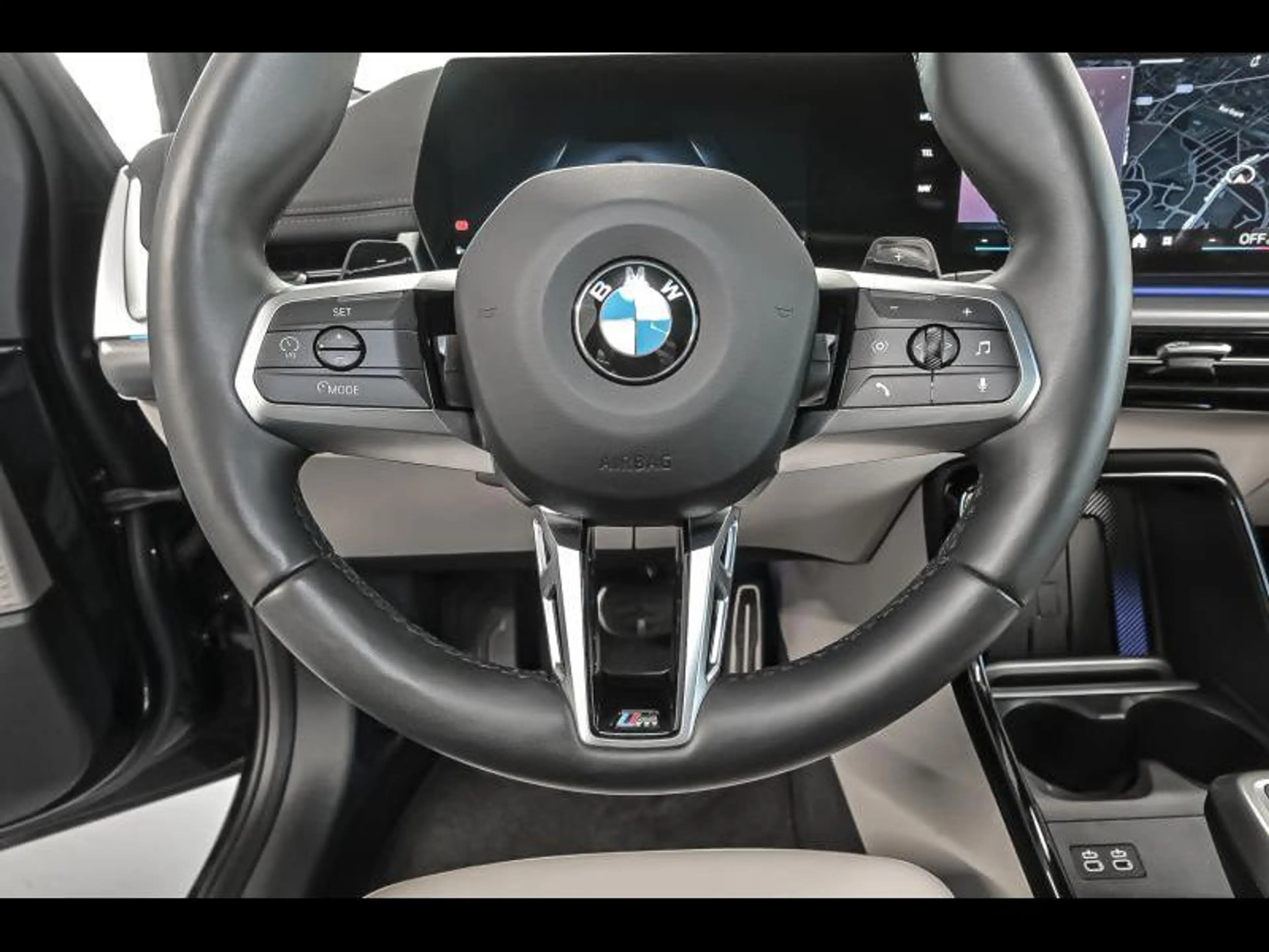 BMW 220 Active Tourer — photo 9