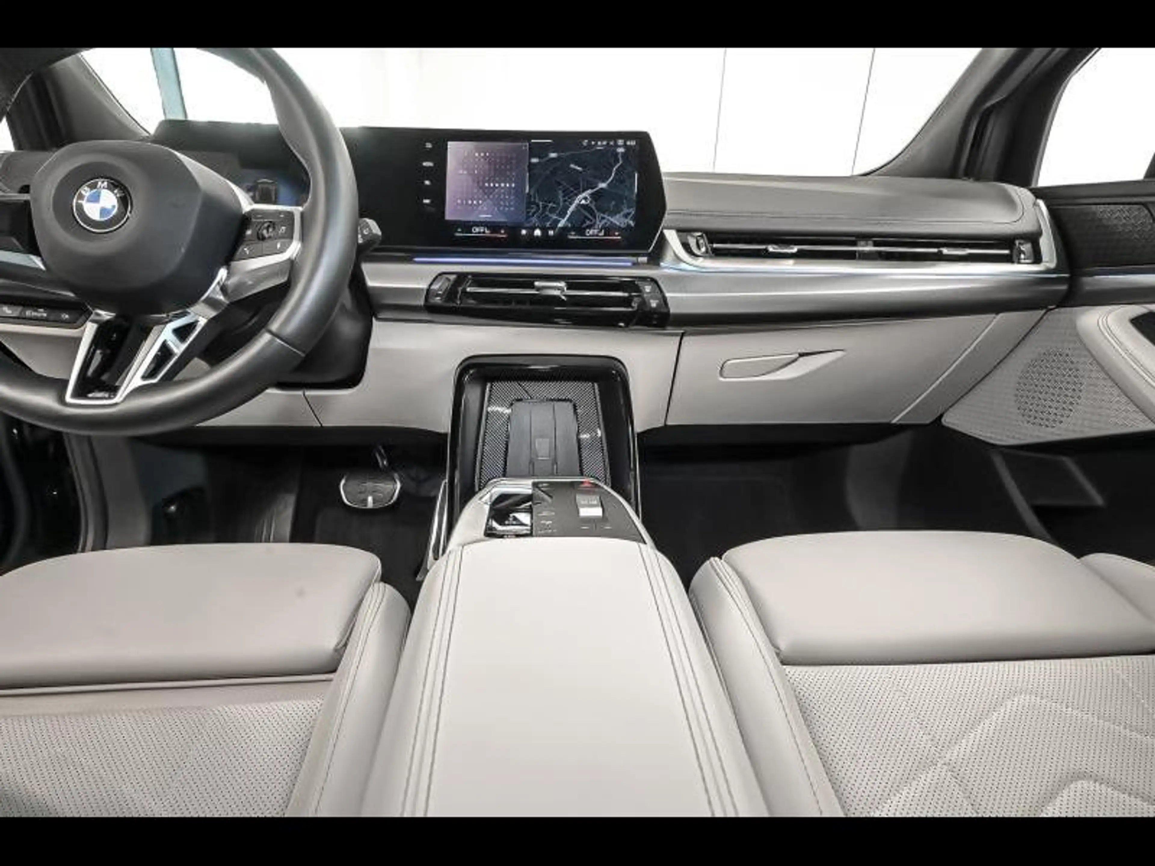 BMW 220 Active Tourer — photo 7
