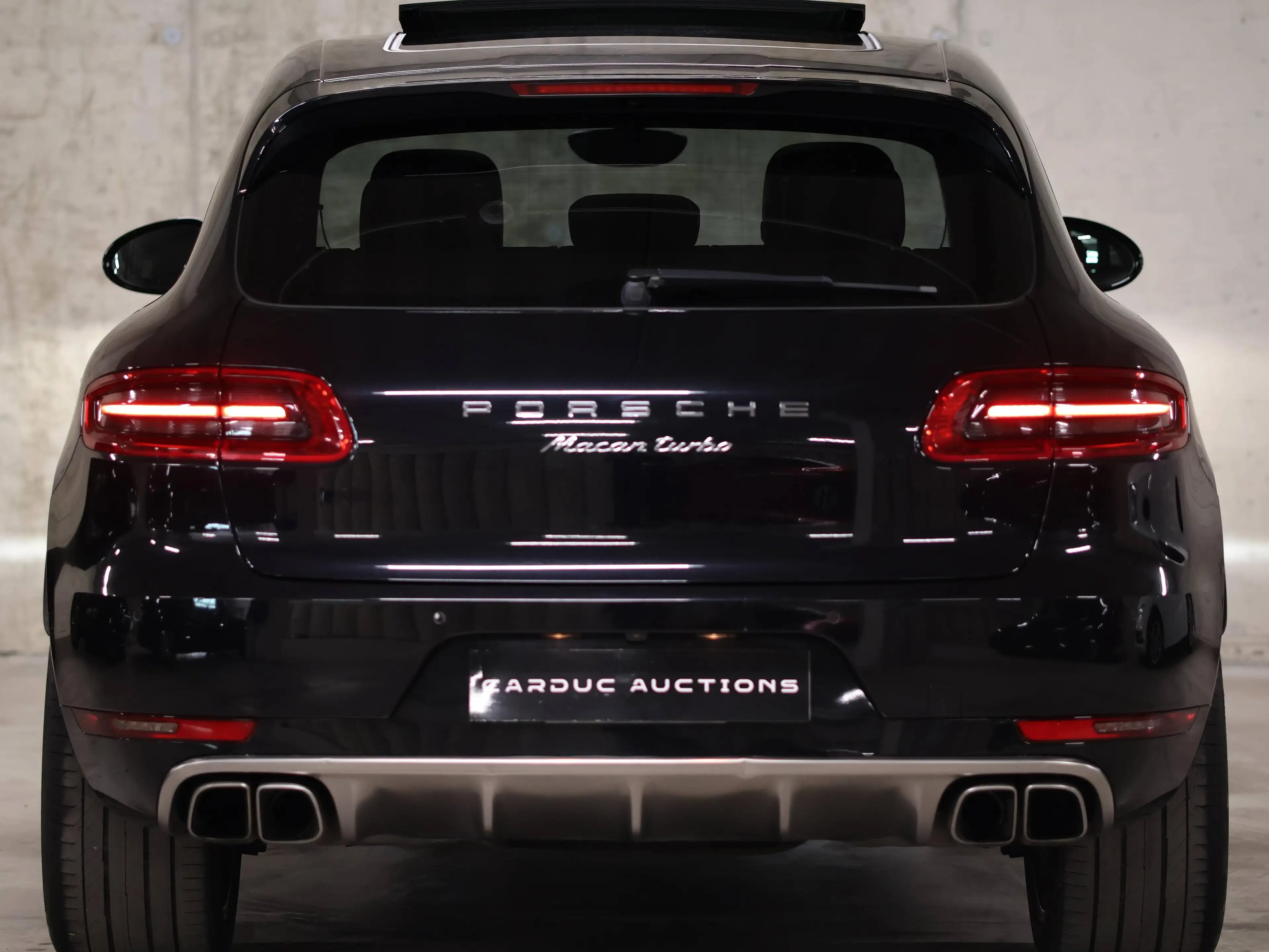 Porsche Macan Macan Turbo PDK — photo 15