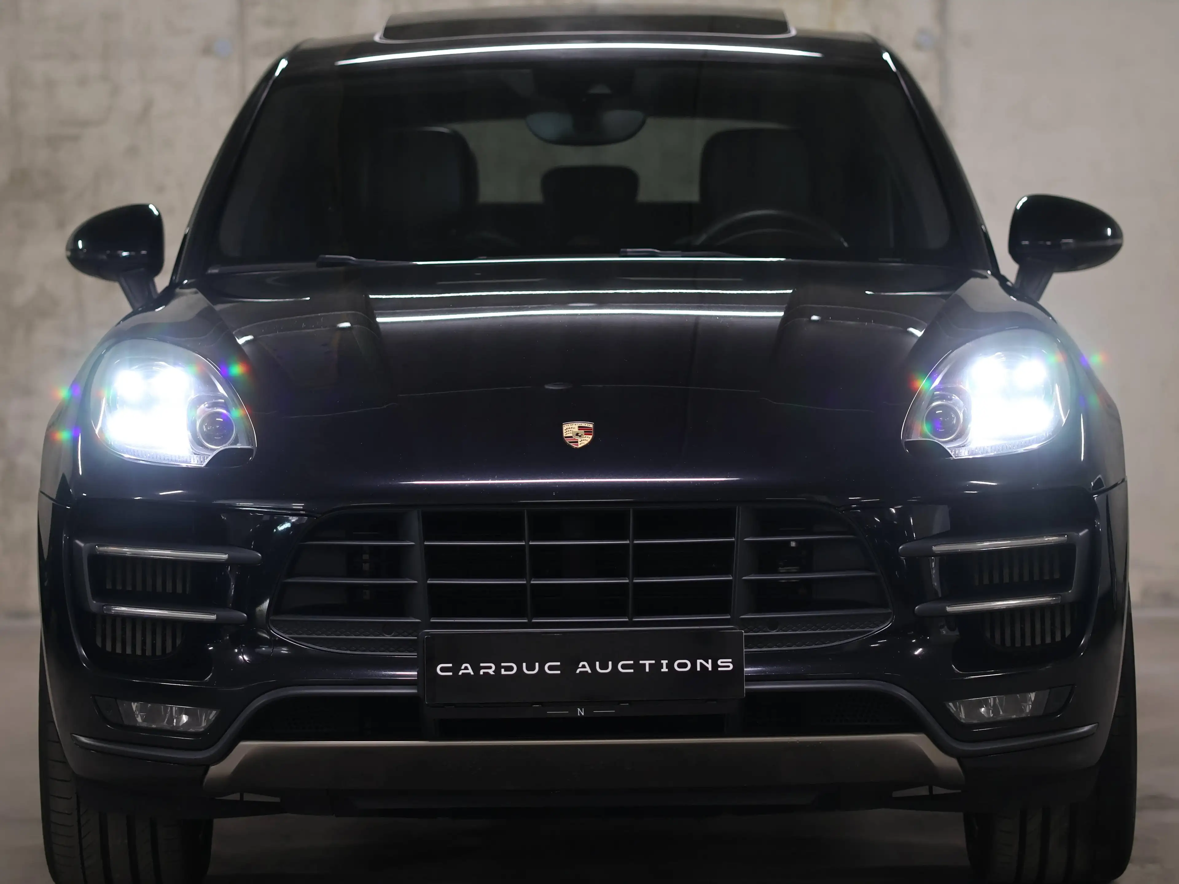 Porsche Macan Macan Turbo PDK — photo 9