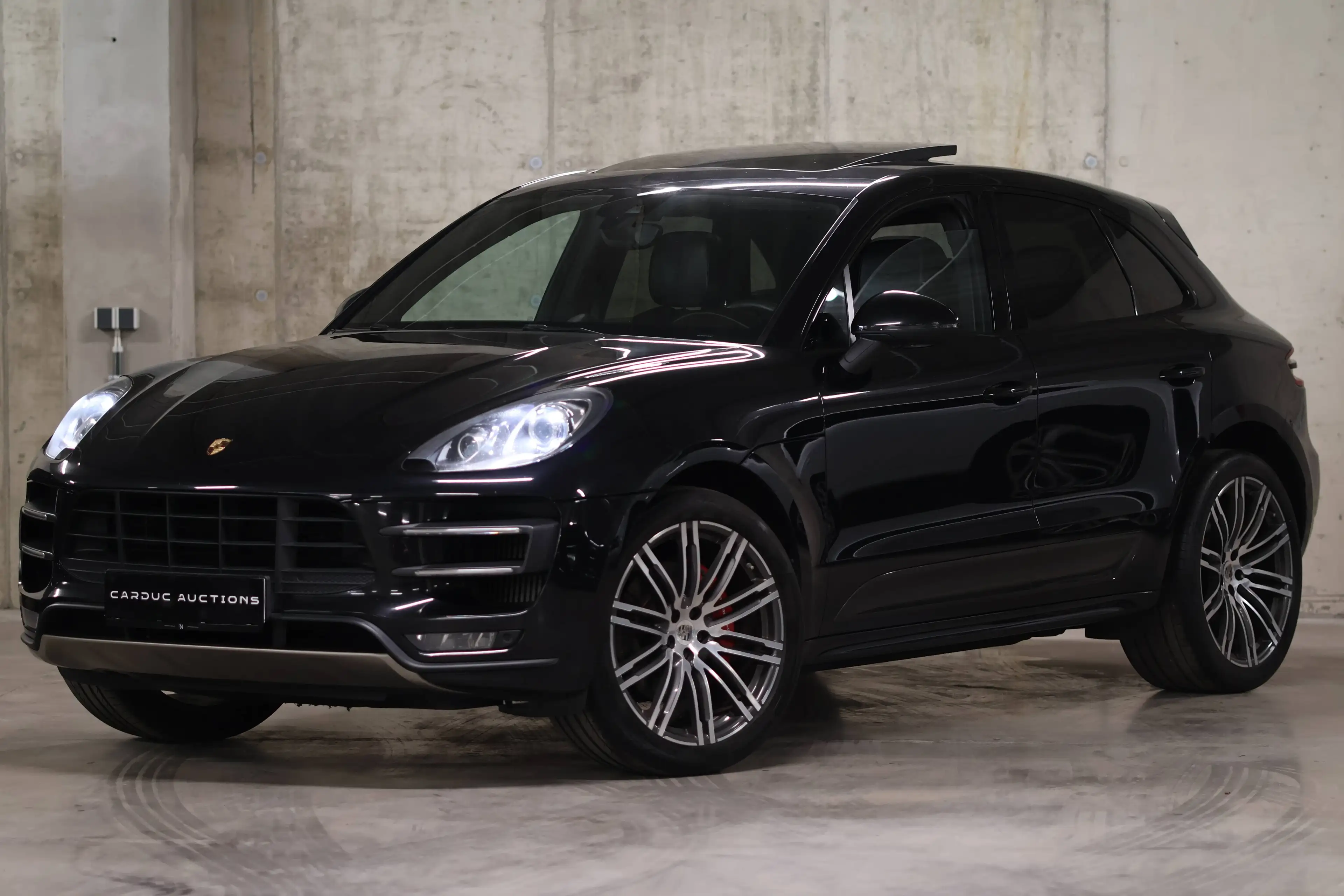 Porsche Macan Macan Turbo PDK — photo 5
