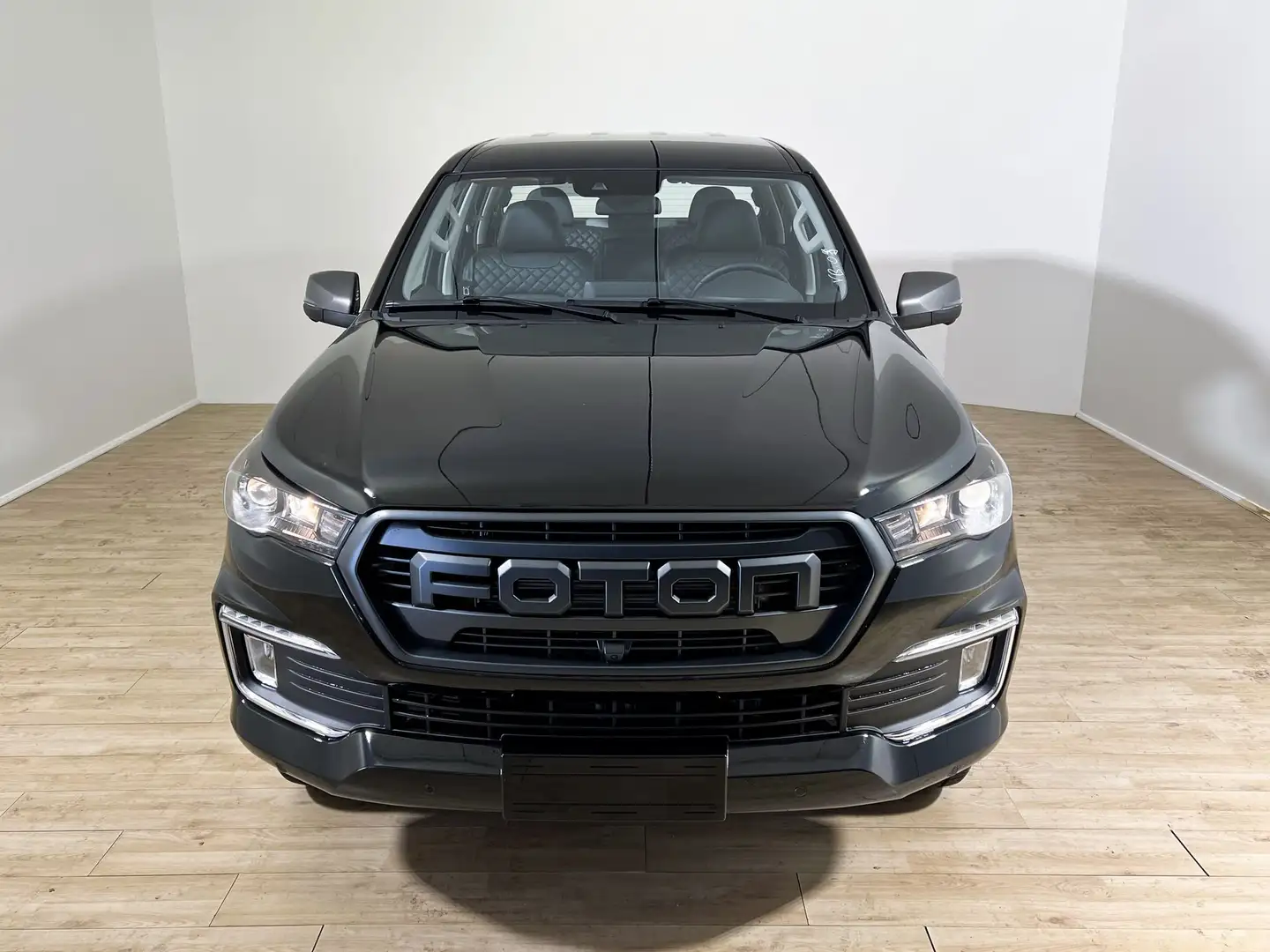 Foton Tunland G7 2.0 TDI Doppia Cabina 4WD AT8 Schwarz - 2