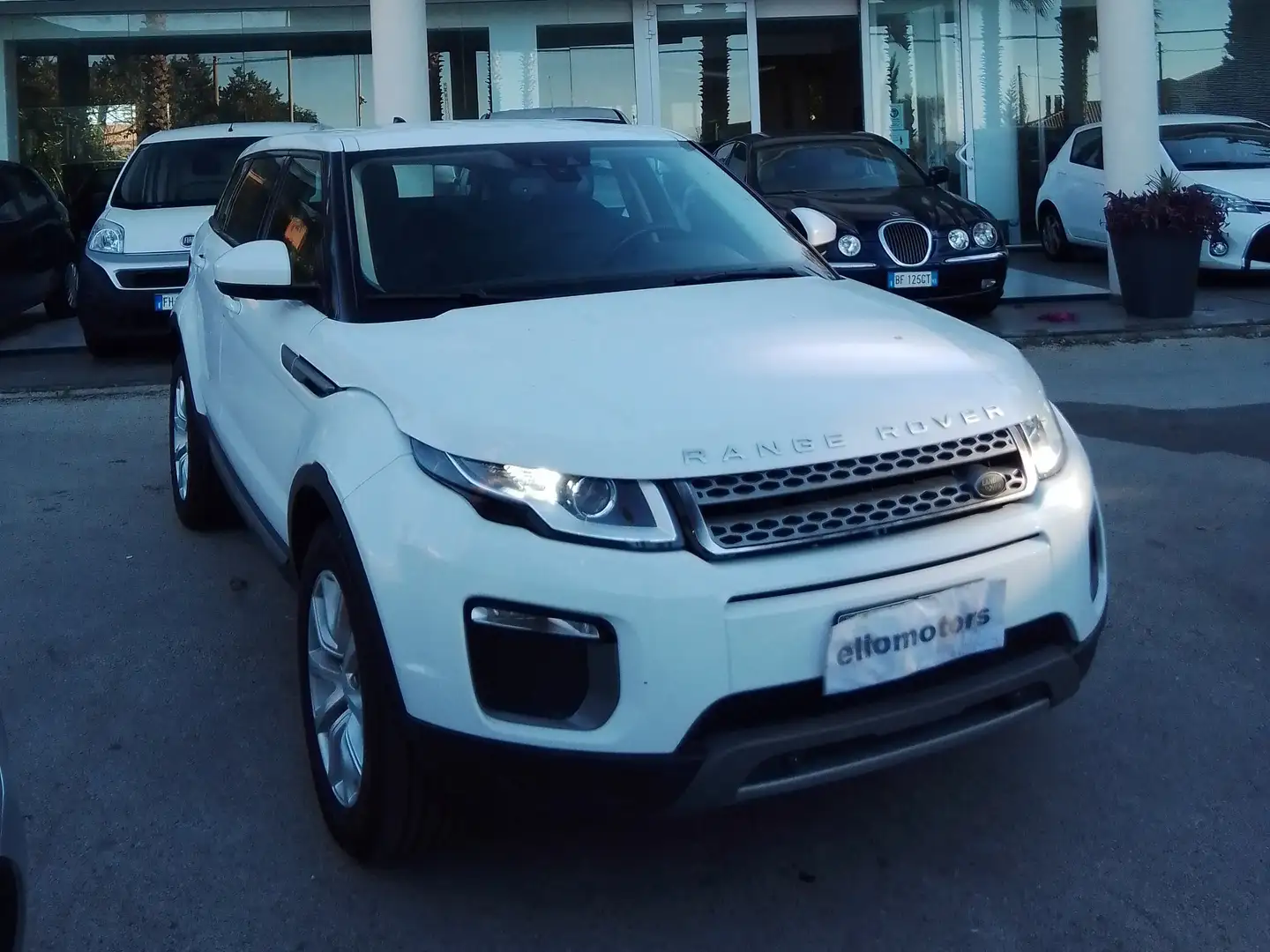 Land Rover Range Rover Evoque Range Rover Evoque 5p 2.0 td 180cv Bianco - 2