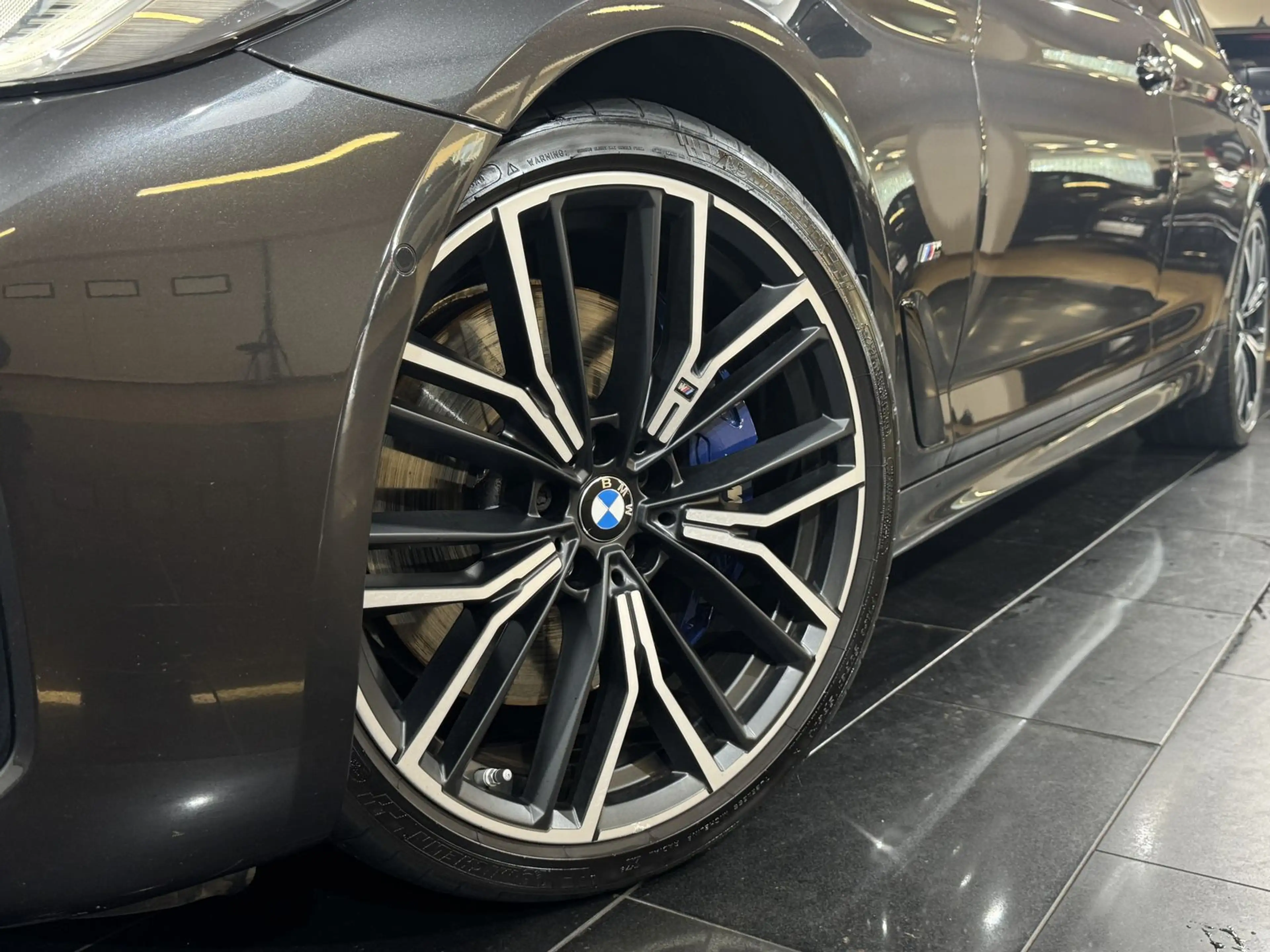 BMW 540 d xDrive M-Sport*LCI*AHK*Pano*Laser*Memory* — photo 10
