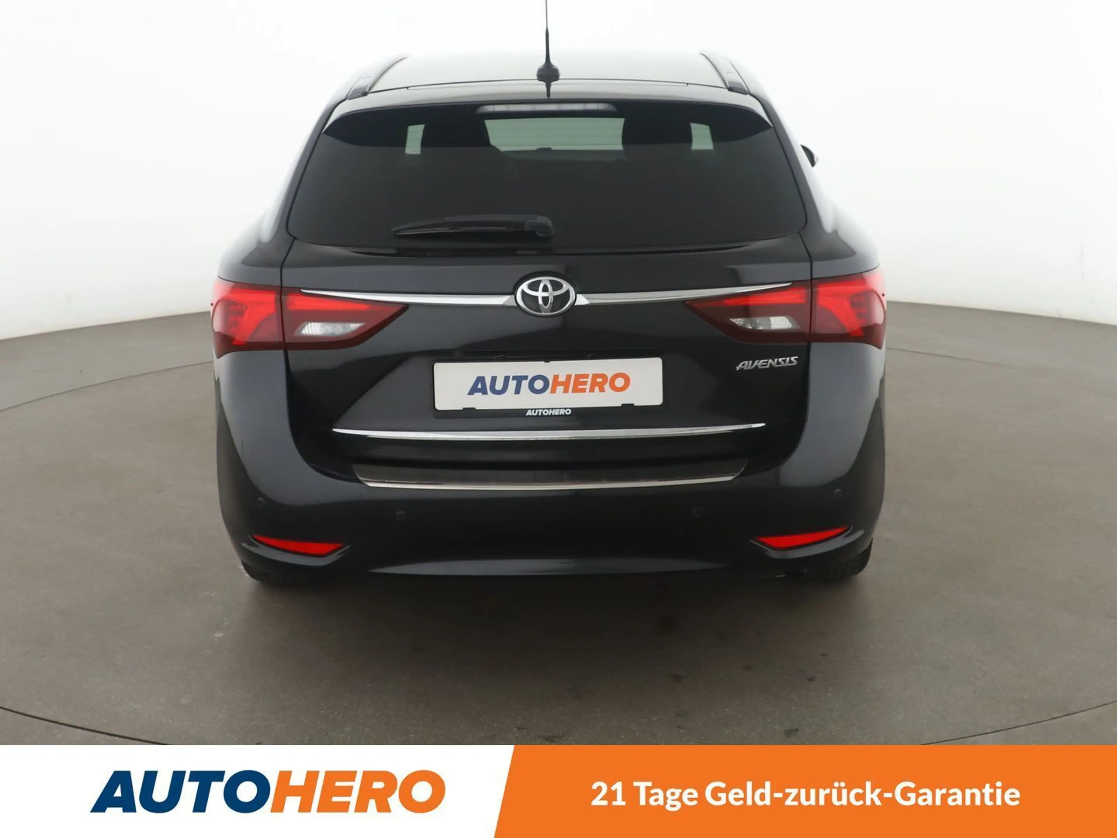 Toyota Avensis 1.8 Edition-S*NAVI*LED*TEMPO*CAM*PDC*SHZ* — photo 5