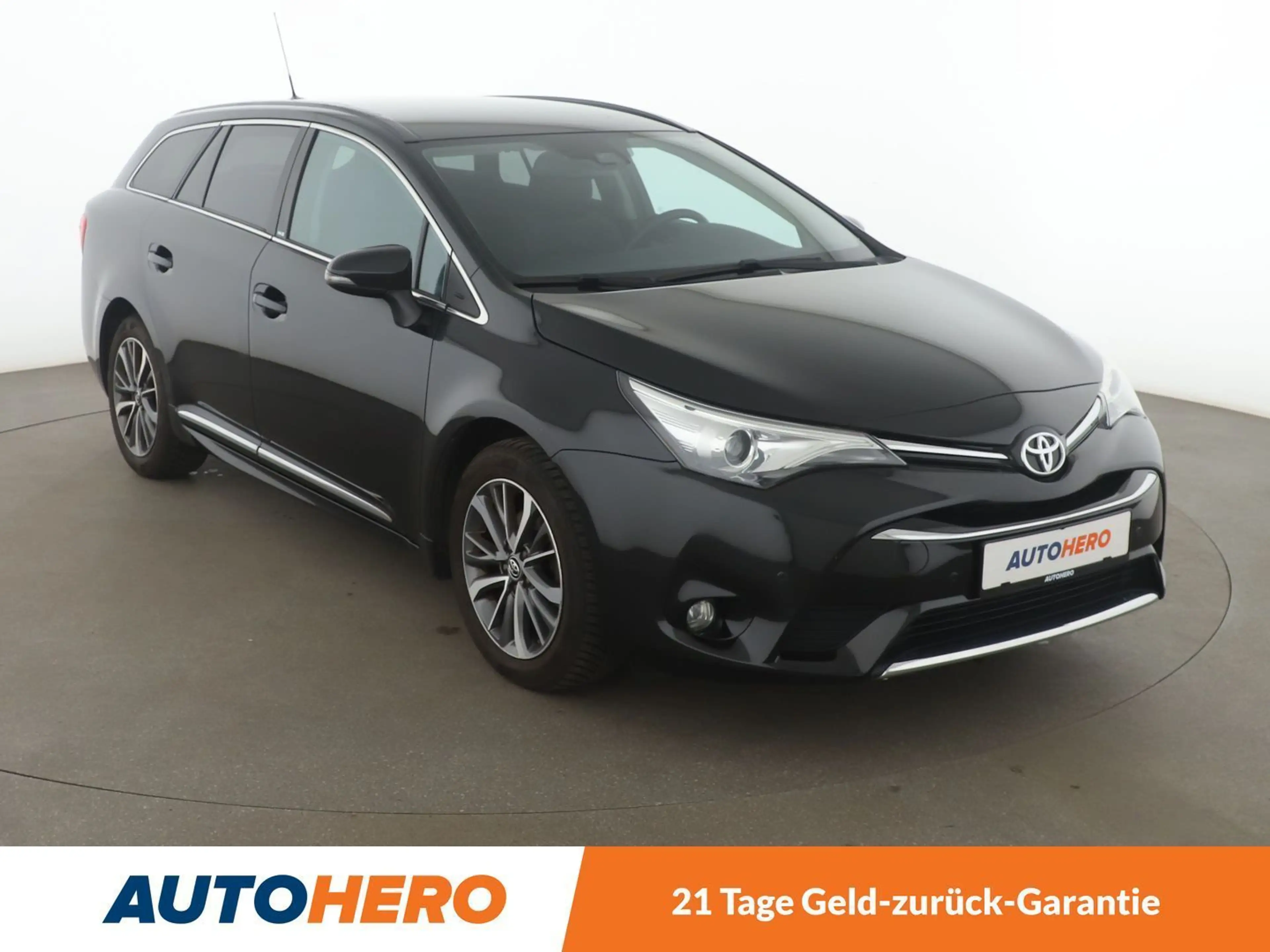 Toyota Avensis 1.8 Edition-S*NAVI*LED*TEMPO*CAM*PDC*SHZ* — photo 8