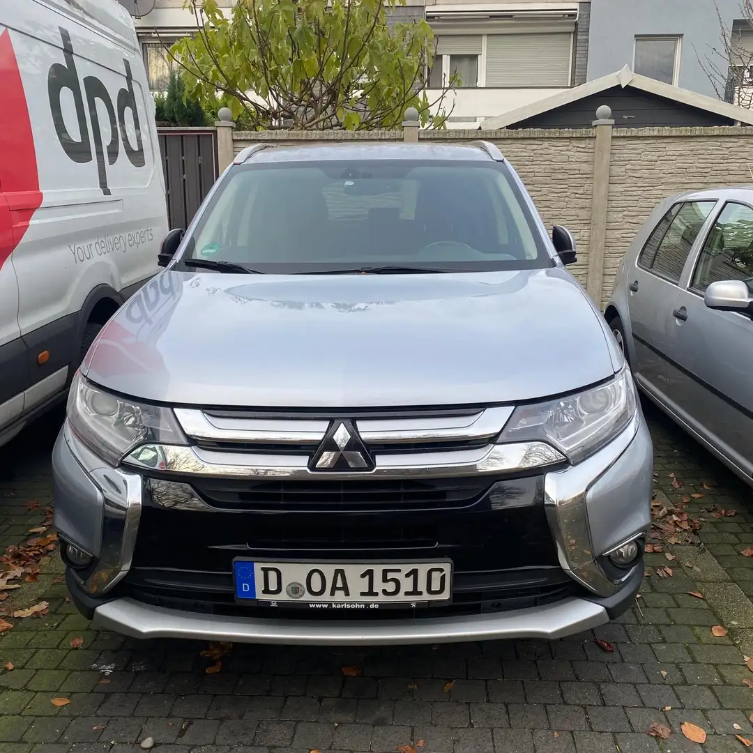 Mitsubishi Outlander 2.2 DI-D 2WD Plus - 1