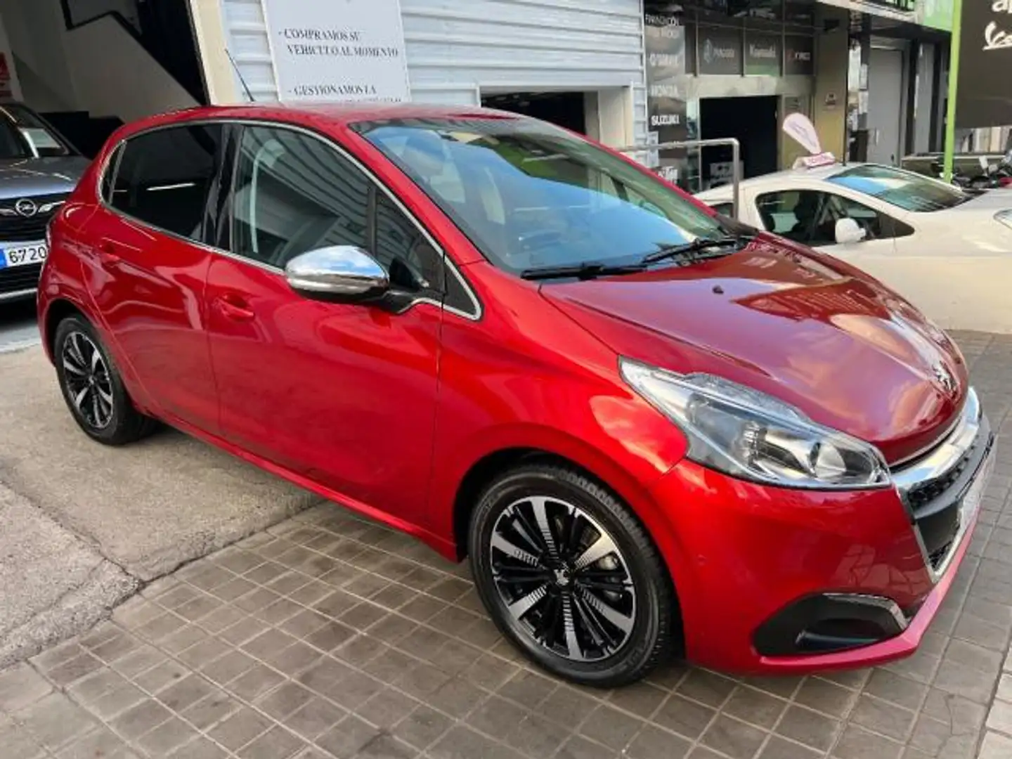 Peugeot 208 1.2 PureTech S&S Tech Edition EAT6 110 Euro 6.2 Rot - 2