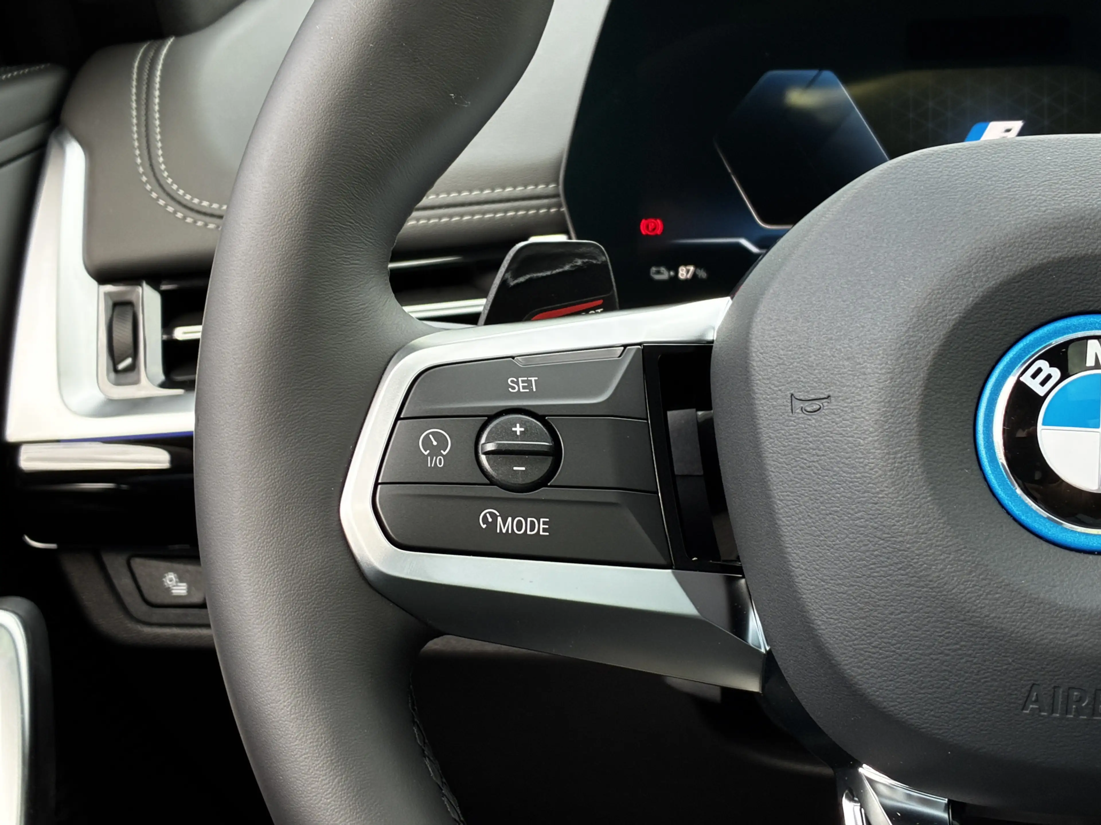 BMW iX1 eDrive20 | M-Sport Pro | 19'' | Panorama | Driv. A — photo 15
