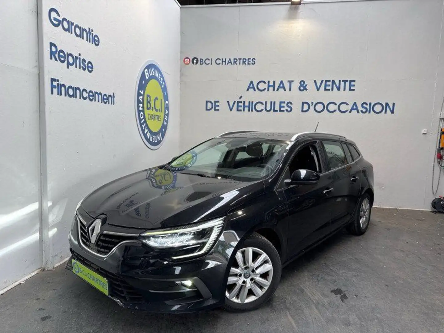 Renault Megane IV ESTATE 1.6 E-TECH PLUG-IN 160CH BUSINESS -21N Nero - 1