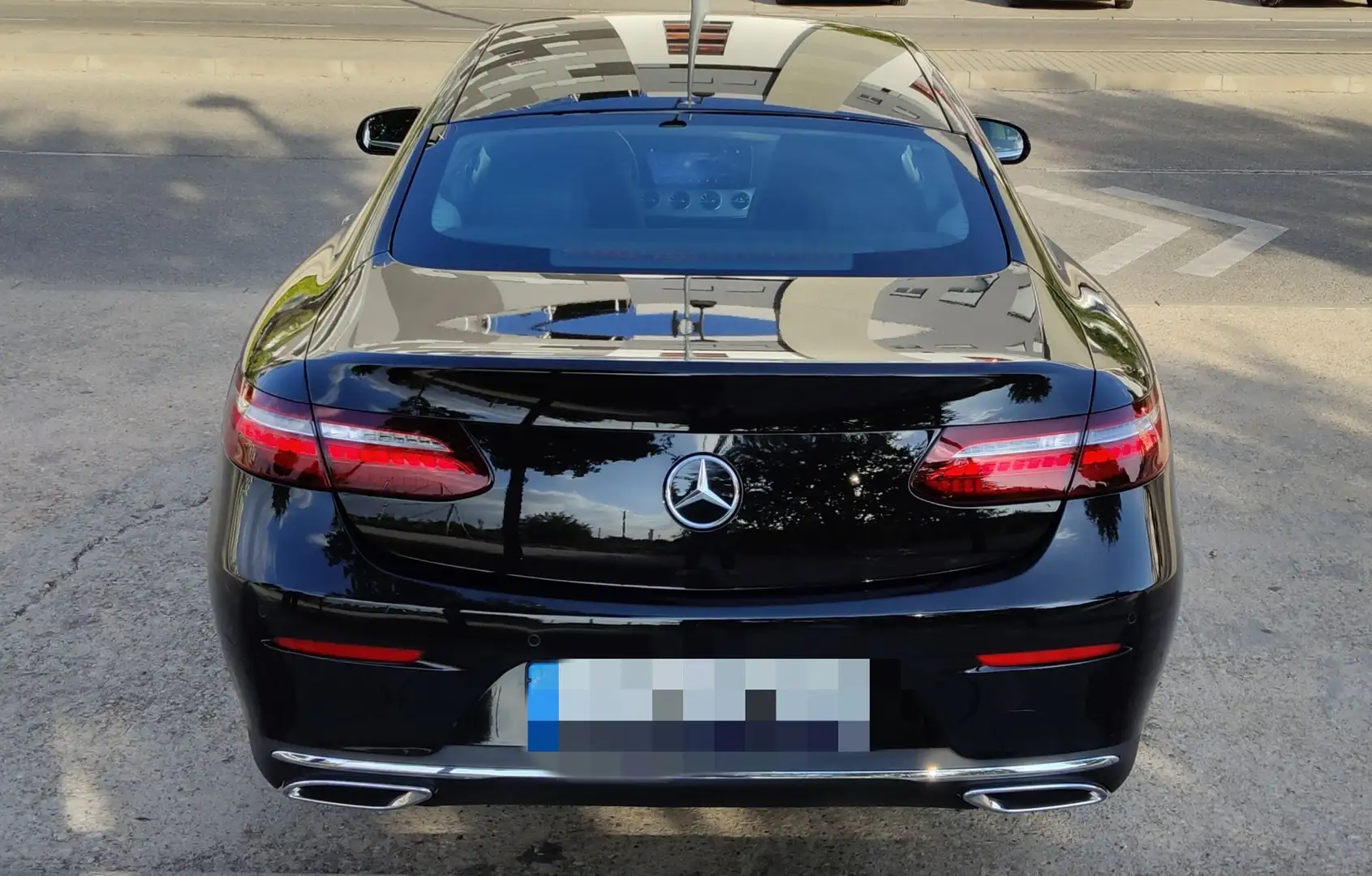 Mercedes-Benz E 220 Coupé 220d 9G-Tronic Negro - 2