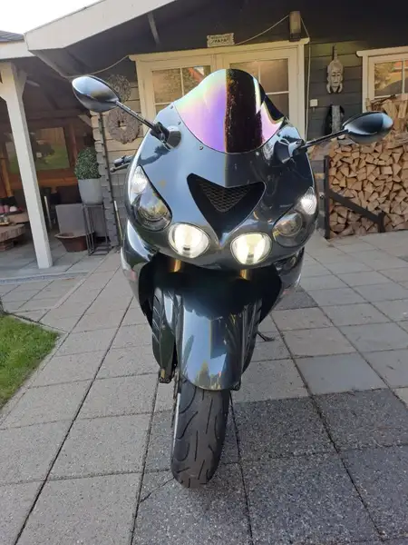 Kawasaki Ninja ZX-14R - foto 3