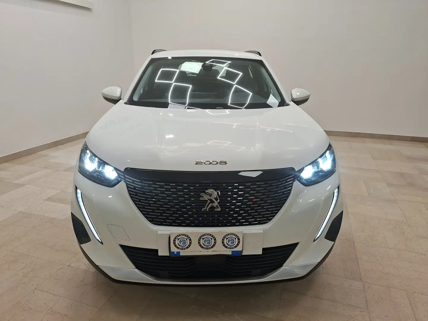 Peugeot 2008 1.5 bluehdi Navi Pack s&s KM 38.199 !!! Blanc - 2