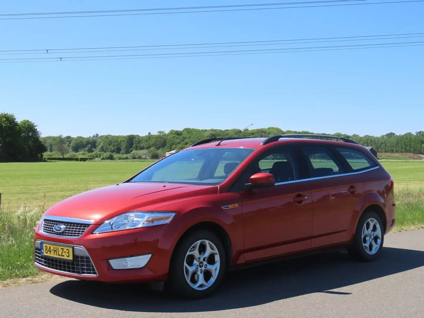 Ford Mondeo 2.0-16V Titanium, Navi, Cruise, ECC, Haak, Isofix Rouge - 2