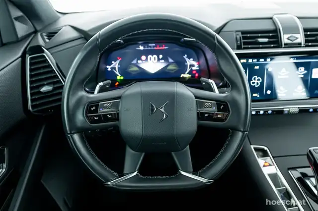 DS Automobiles DS 7 Crossback view 6