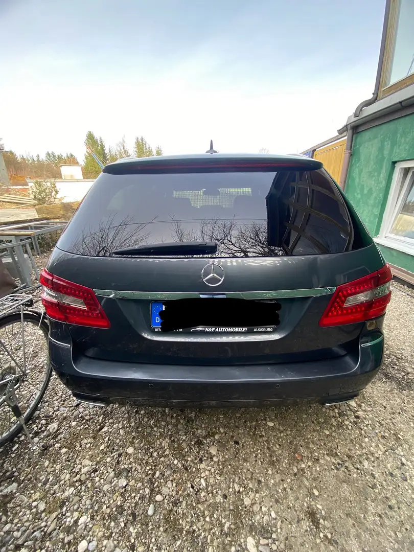 Mercedes-Benz E 250 T CDI DPF 4Matic BlueEFFICIENCY 7G-TRONIC Elegance - 2