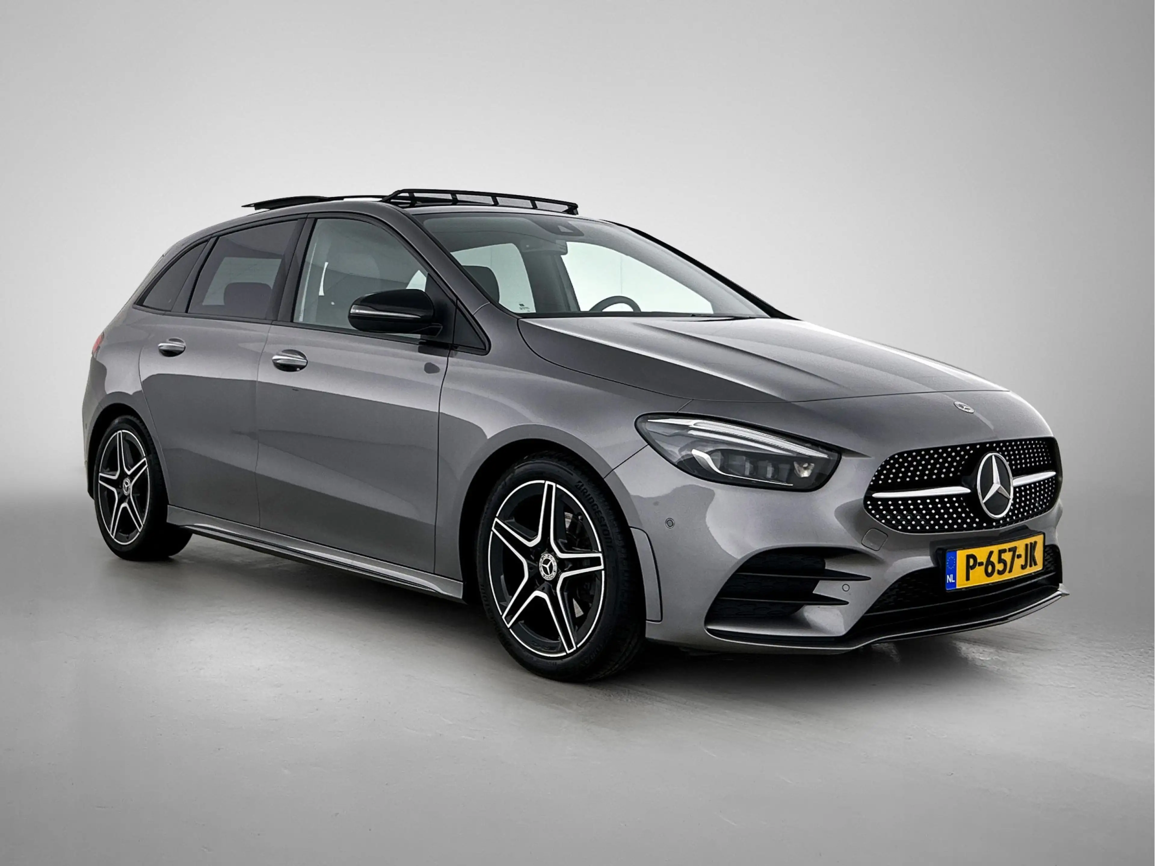 Mercedes-Benz B 200 AMG Nightpakket | Panoramadak | Sfeerverlichting | — photo 14