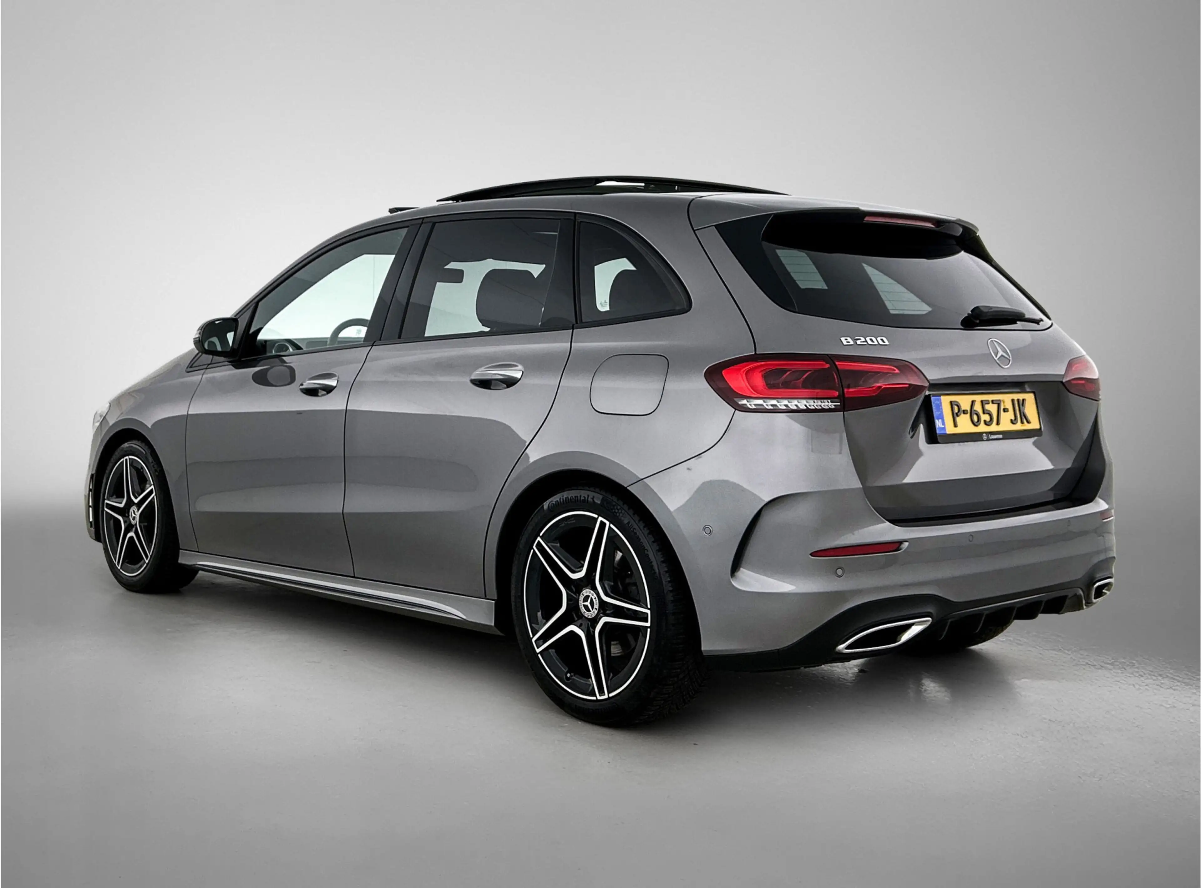 Mercedes-Benz B 200 AMG Nightpakket | Panoramadak | Sfeerverlichting | — photo 15