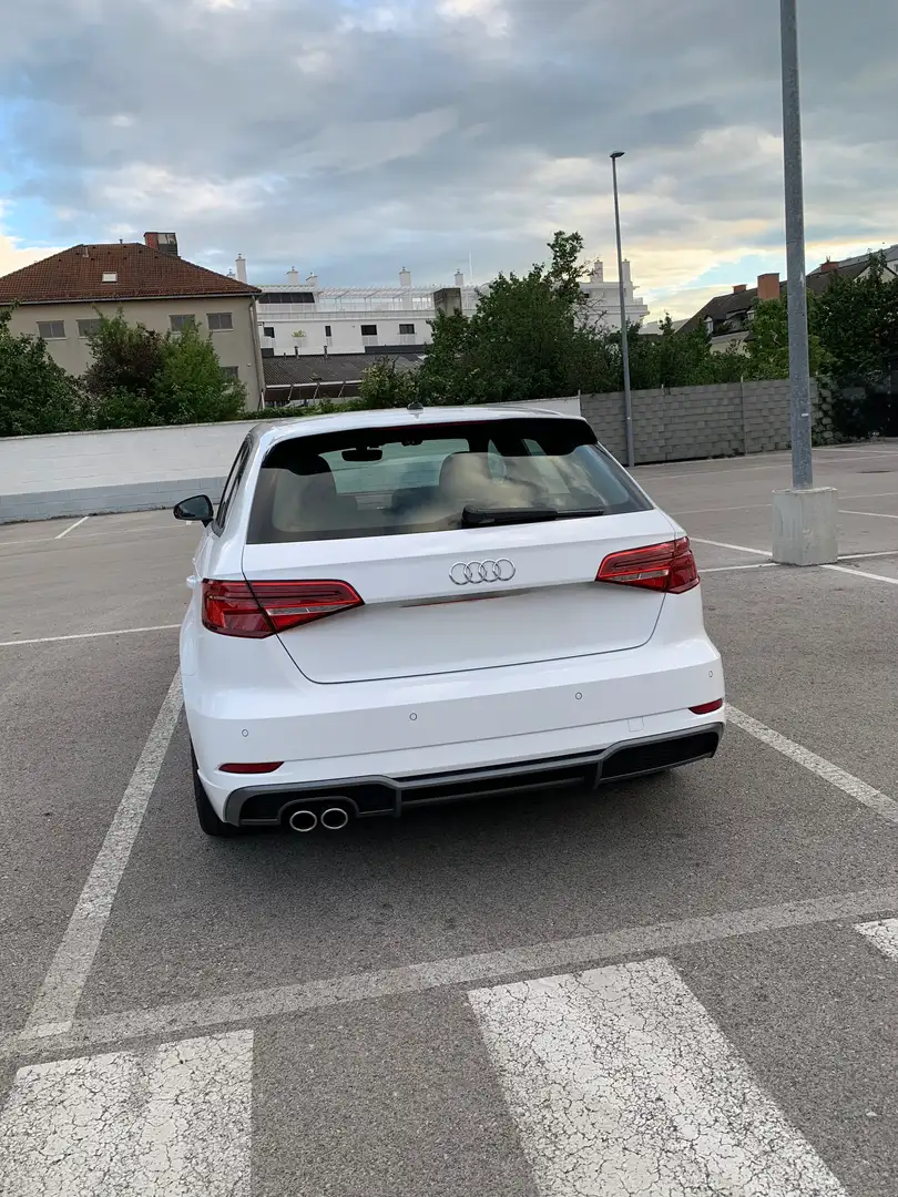 Audi A3 Audi A3 Sportback 35 TDI Sport S tronic 2,0 l - 150 PS Weiß - 2